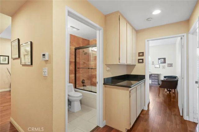 13331 Moorpark Street 216, Sherman Oaks, CA 91423