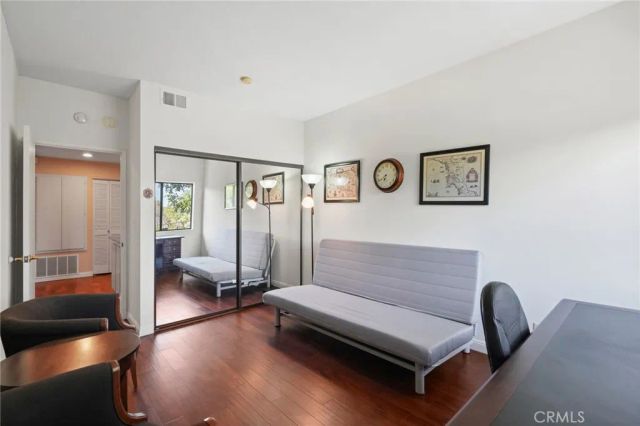 13331 Moorpark Street 216, Sherman Oaks, CA 91423