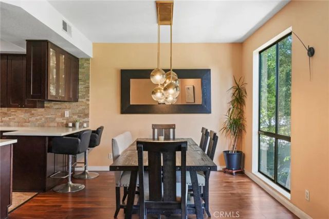 13331 Moorpark Street 216, Sherman Oaks, CA 91423
