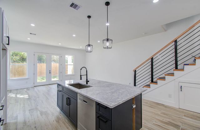 3728 Noah Street, Houston, TX 77021