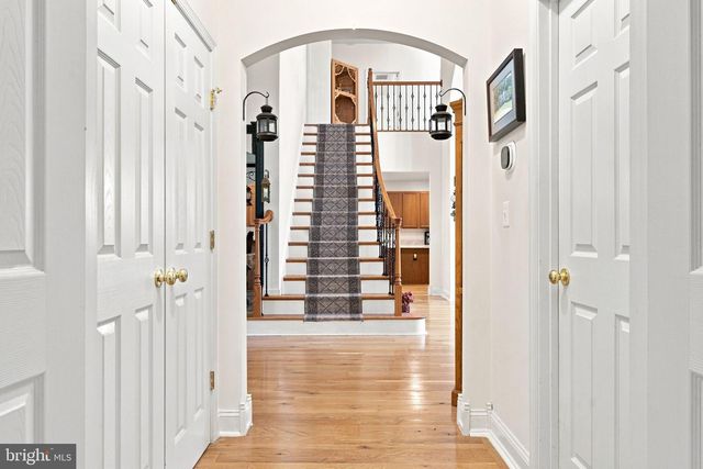 8811 EDGEWOOD FARM LN, Spotsylvania, VA 22551