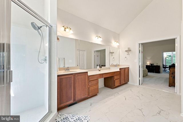 8811 EDGEWOOD FARM LN, Spotsylvania, VA 22551