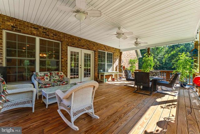 8811 EDGEWOOD FARM LN, Spotsylvania, VA 22551