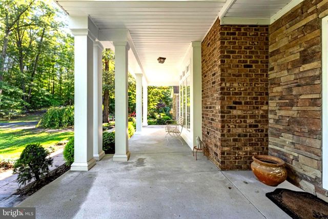 8811 EDGEWOOD FARM LN, Spotsylvania, VA 22551