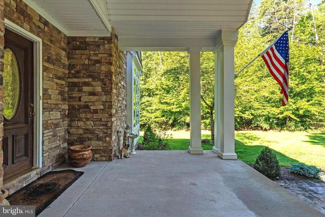 8811 EDGEWOOD FARM LN, Spotsylvania, VA 22551
