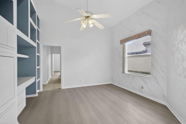 6375 Three Lakes Lane, Boynton Beach, FL 33437