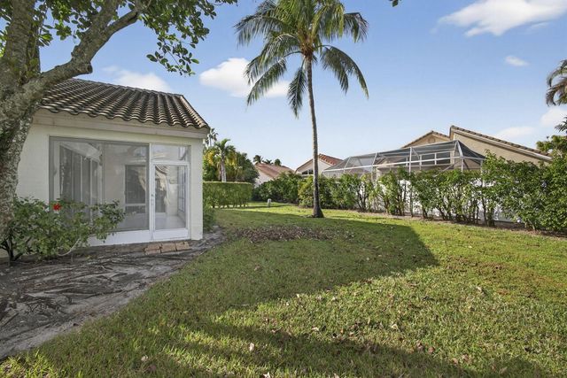 6375 Three Lakes Lane, Boynton Beach, FL 33437