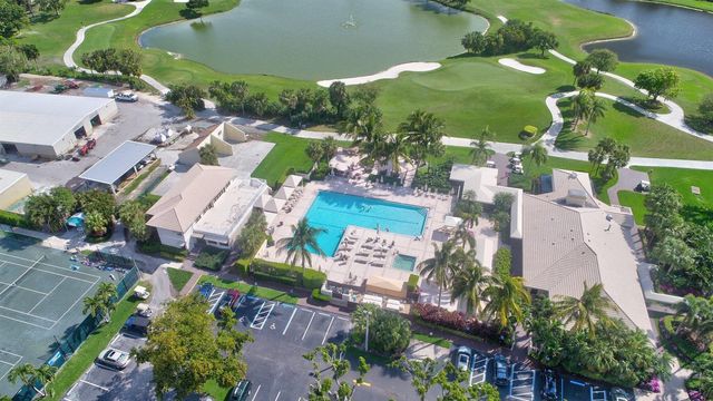 6375 Three Lakes Lane, Boynton Beach, FL 33437