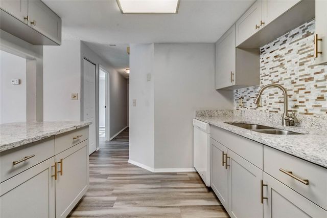 4907 LAKE RIDGE ROAD H, Orlando, FL 32808
