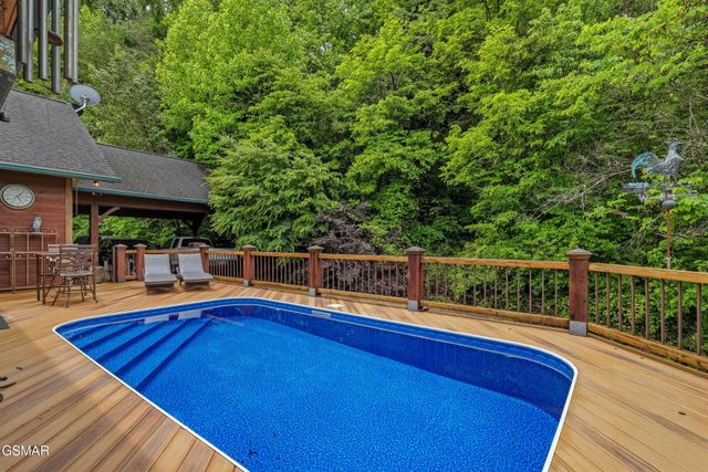 1309 Licklog Hollow Road, Sevierville, TN 37876