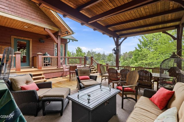 1309 Licklog Hollow Road, Sevierville, TN 37876