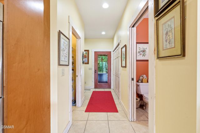 1309 Licklog Hollow Road, Sevierville, TN 37876