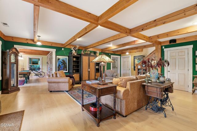 1309 Licklog Hollow Road, Sevierville, TN 37876
