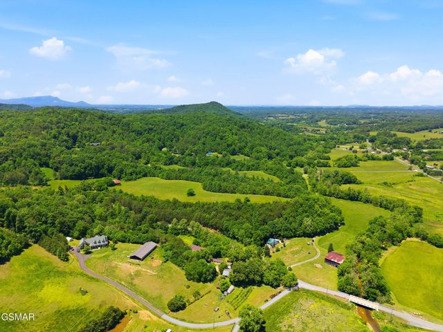 1309 Licklog Hollow Road, Sevierville, TN 37876