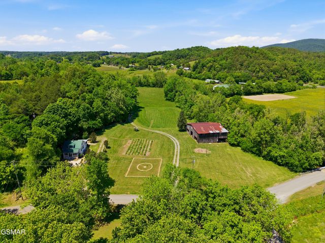 1309 Licklog Hollow Road, Sevierville, TN 37876