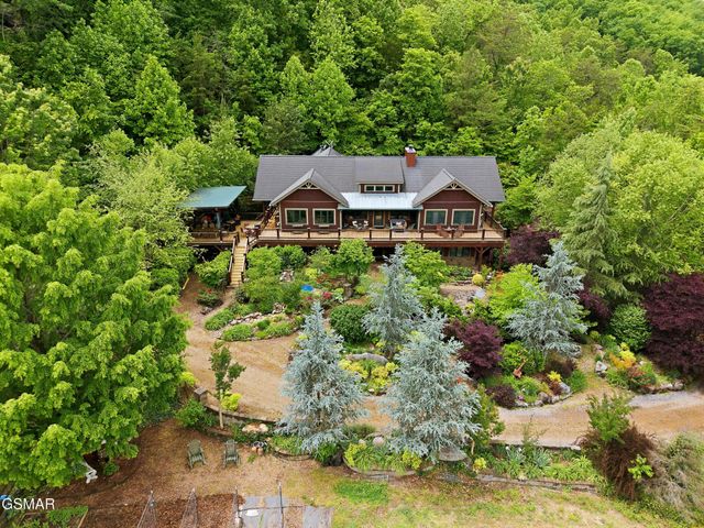 1309 Licklog Hollow Road, Sevierville, TN 37876
