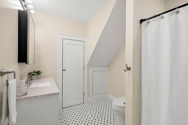 649 Main, Haverhill, MA 01830