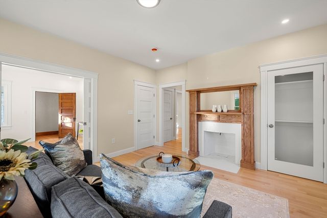649 Main, Haverhill, MA 01830