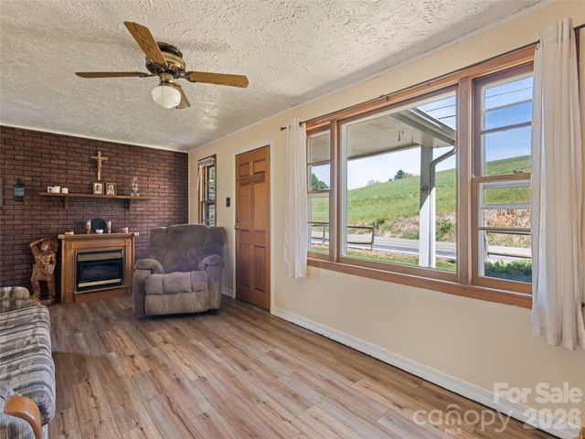 1714 Iron Duff Road, Waynesville, NC 28785