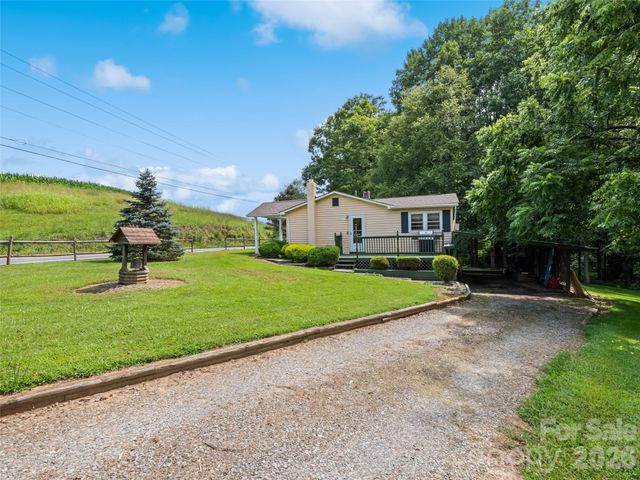 1714 Iron Duff Road, Waynesville, NC 28785