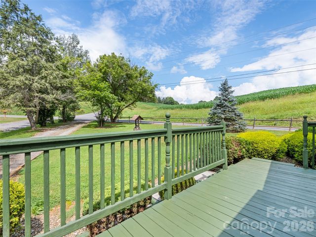 1714 Iron Duff Road, Waynesville, NC 28785