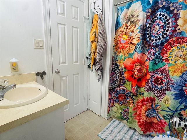 7418 Barkbridge Rd, Chesterfield, VA 23832