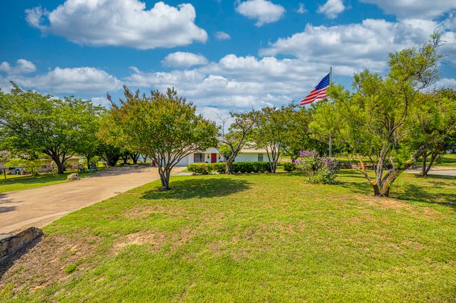 1978 Hill Top Circle, Weatherford, TX 76085
