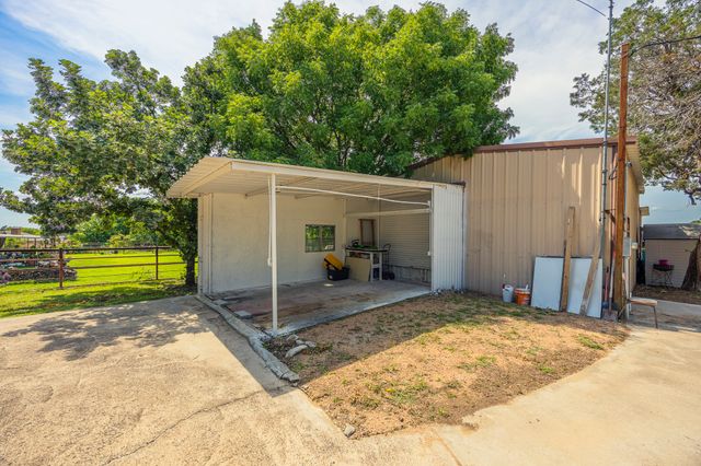 1978 Hill Top Circle, Weatherford, TX 76085