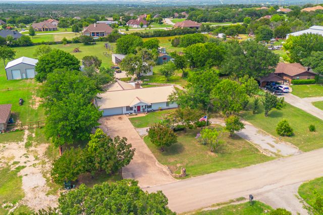 1978 Hill Top Circle, Weatherford, TX 76085
