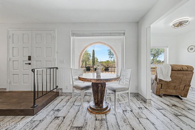 6835 E DALE Lane, Scottsdale, AZ 85266