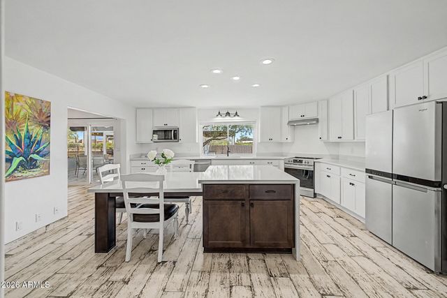 6835 E DALE Lane, Scottsdale, AZ 85266