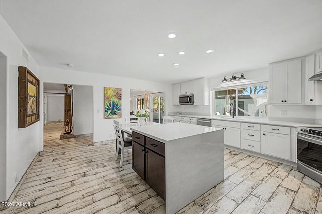 6835 E DALE Lane, Scottsdale, AZ 85266