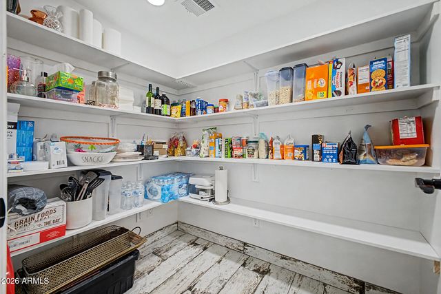 6835 E DALE Lane, Scottsdale, AZ 85266