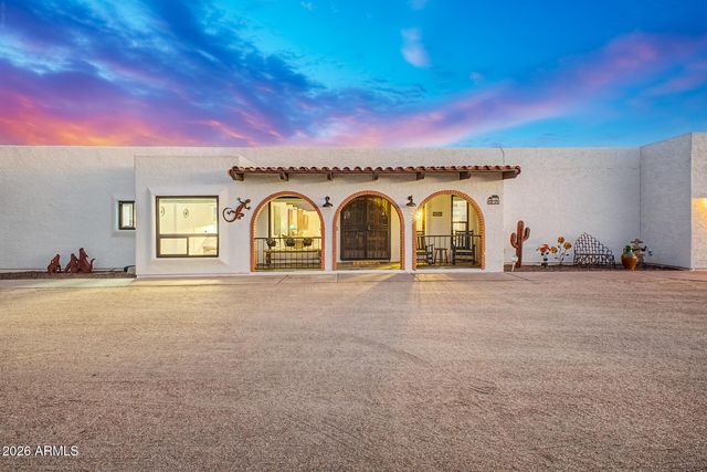 6835 E DALE Lane, Scottsdale, AZ 85266