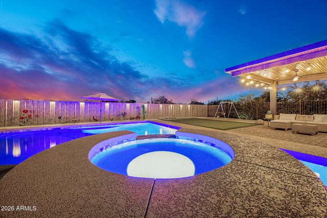 6835 E DALE Lane, Scottsdale, AZ 85266