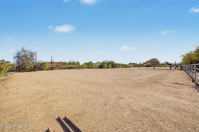 6835 E DALE Lane, Scottsdale, AZ 85266