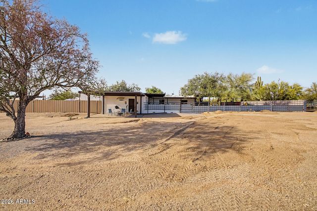 6835 E DALE Lane, Scottsdale, AZ 85266