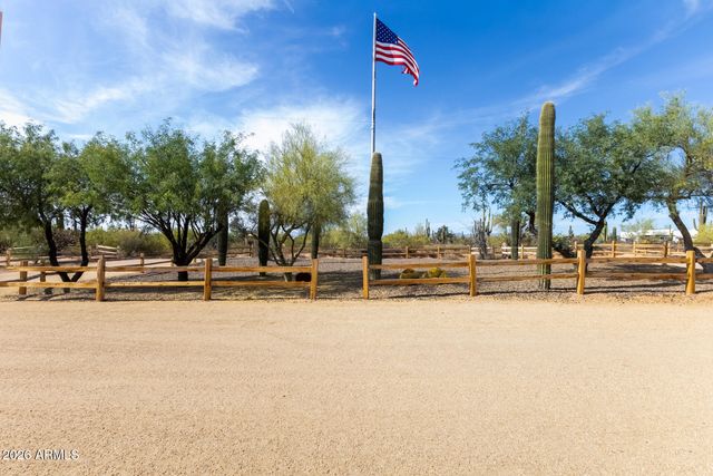 6835 E DALE Lane, Scottsdale, AZ 85266