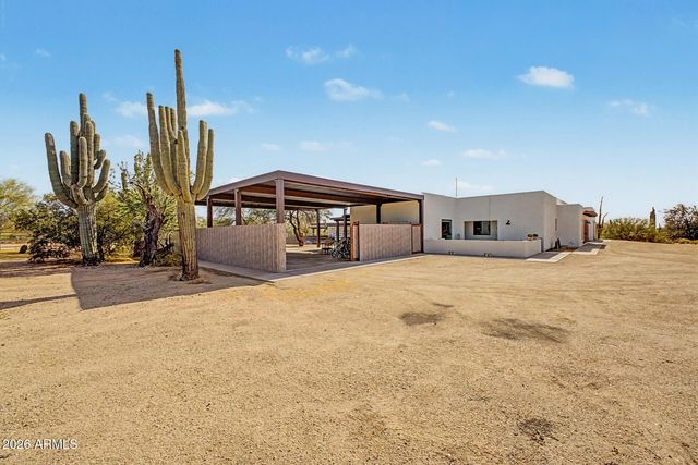 6835 E DALE Lane, Scottsdale, AZ 85266