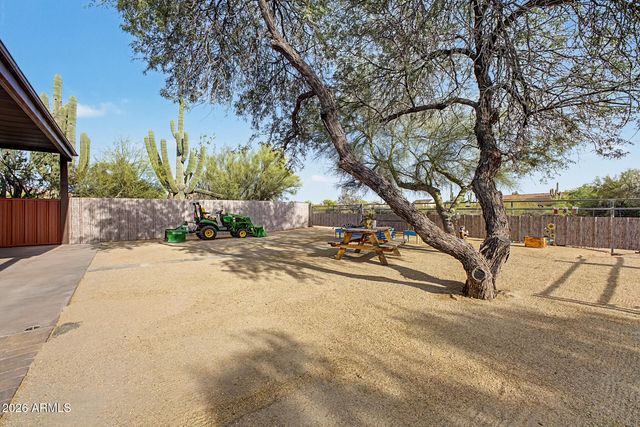 6835 E DALE Lane, Scottsdale, AZ 85266