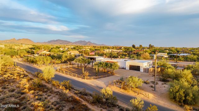 6835 E DALE Lane, Scottsdale, AZ 85266