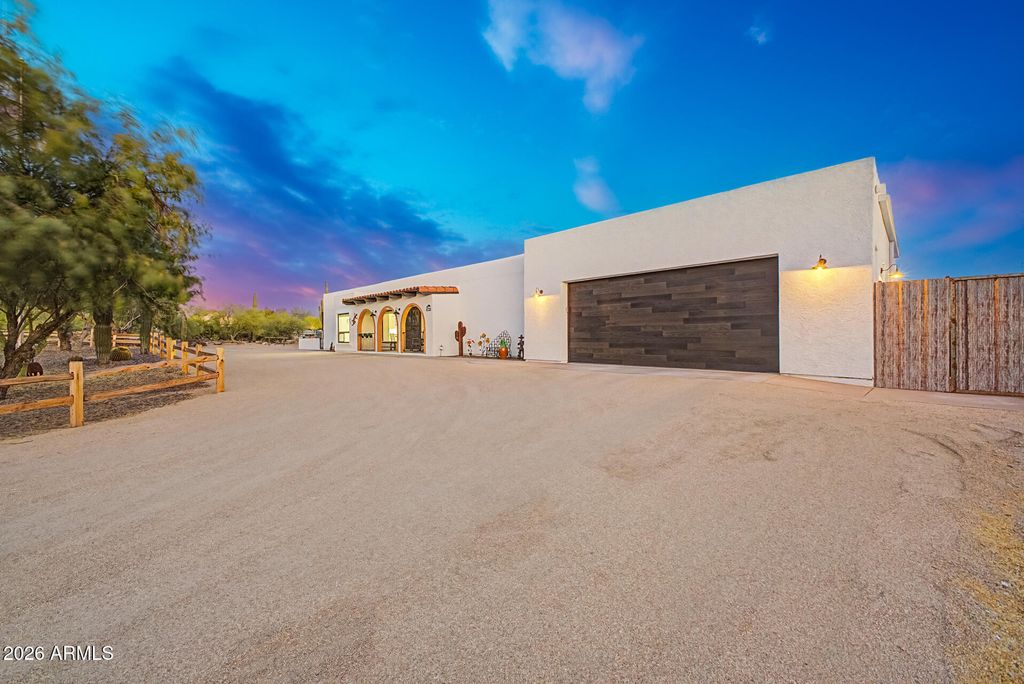 6835 E DALE Lane, Scottsdale, AZ 85266 — photo 2