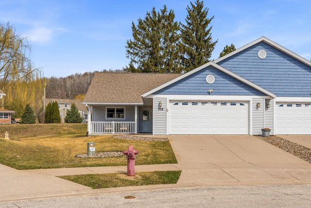 709 Wildwood COURT, La Crescent, MN 55947