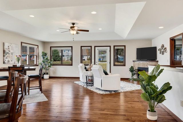 709 Wildwood COURT, La Crescent, MN 55947