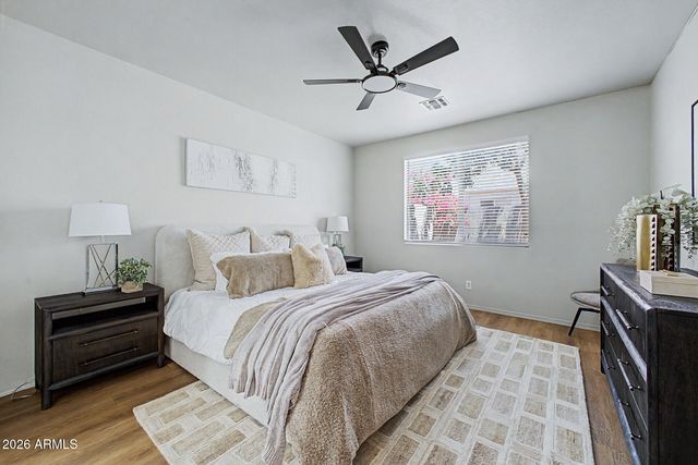 2061 N 29TH Place, Mesa, AZ 85213