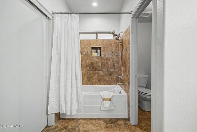 2061 N 29TH Place, Mesa, AZ 85213