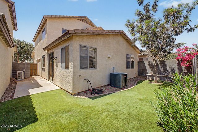 2061 N 29TH Place, Mesa, AZ 85213