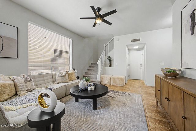 2061 N 29TH Place, Mesa, AZ 85213