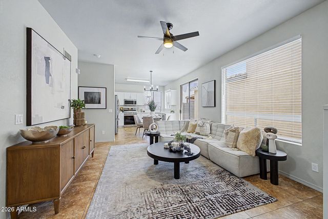 2061 N 29TH Place, Mesa, AZ 85213