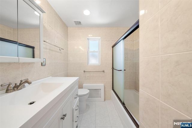 219 Farview Avenue, Paramus, NJ 07652